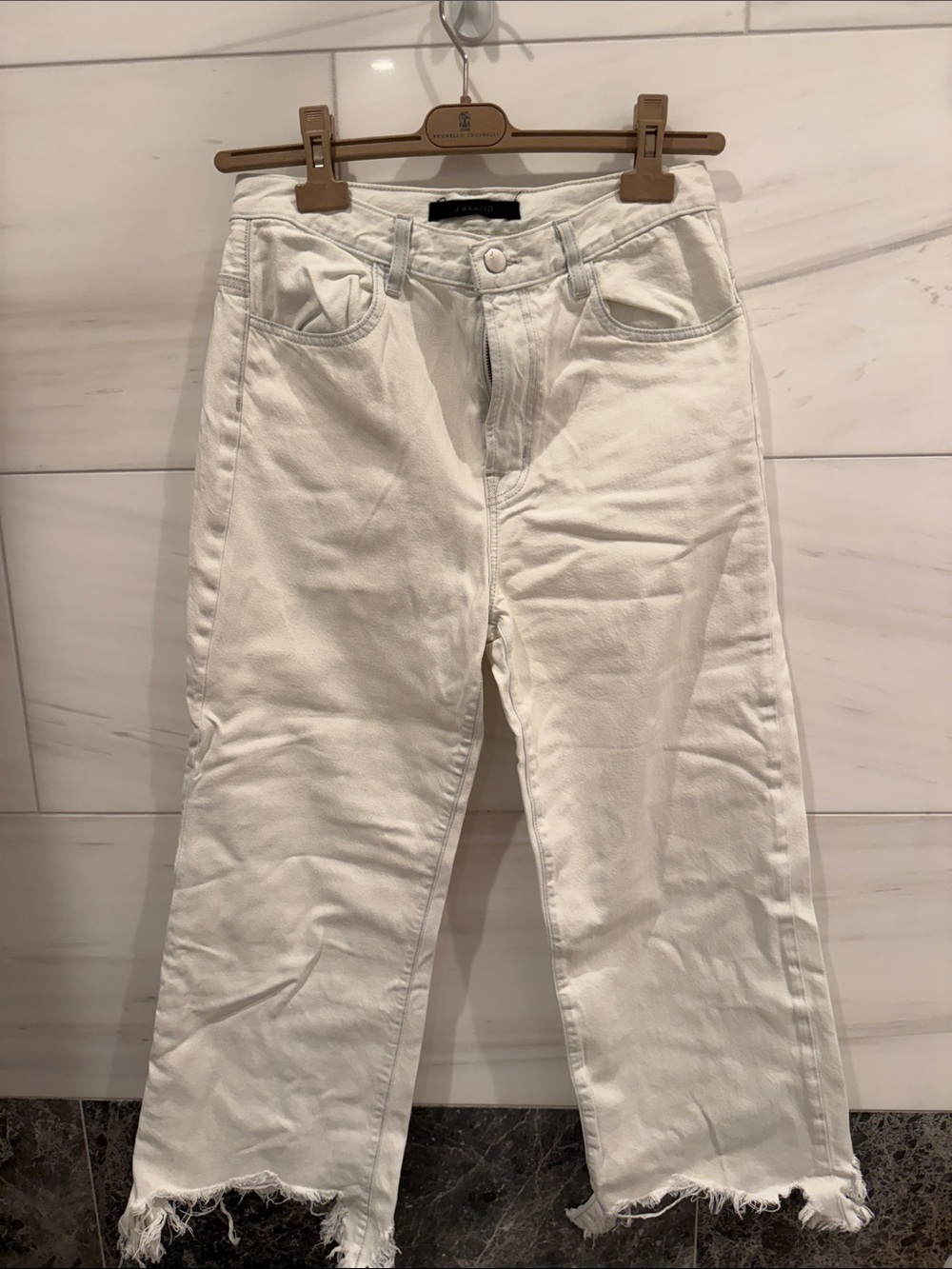 J Brand White Cropped Ankle Jeans with Frayed Hem